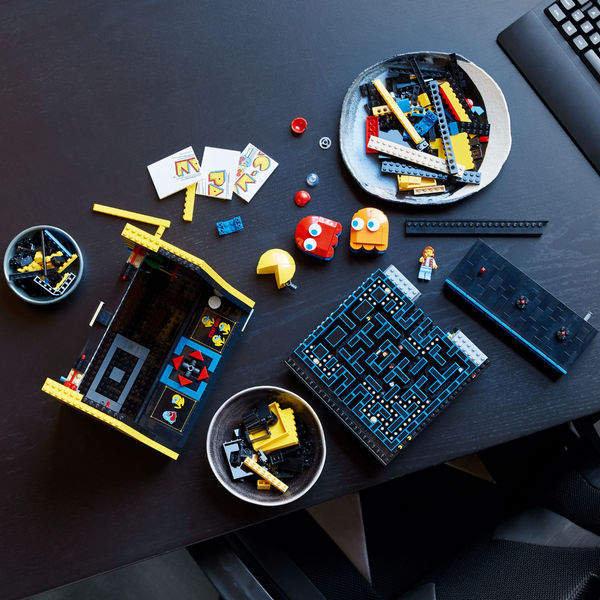 LEGO® ICONS™ PAC-MAN Arcade