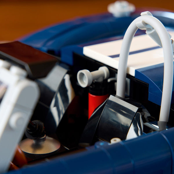 LEGO® ICONS™ Shelby Cobra 427 S/C