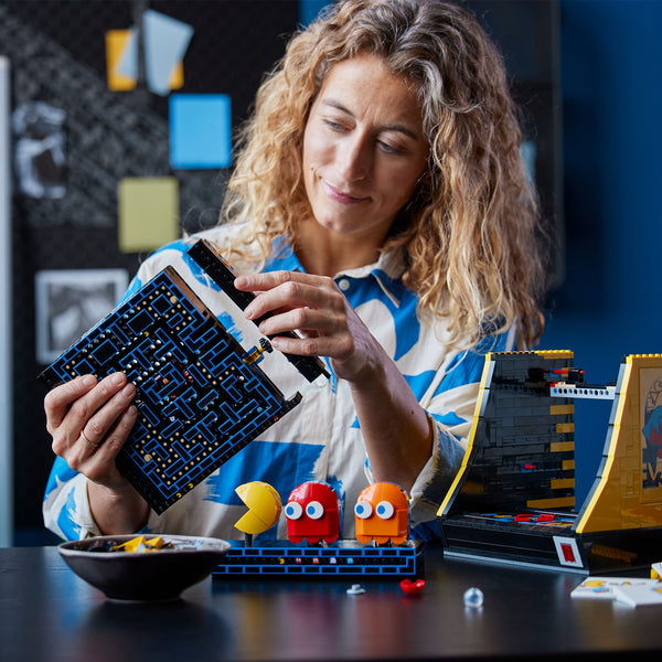 LEGO® ICONS™ PAC-MAN Arcade