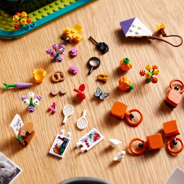 LEGO® Ideas Family Tree