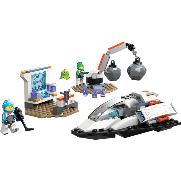 LEGO® City Spaceship and Asteroid Discovery