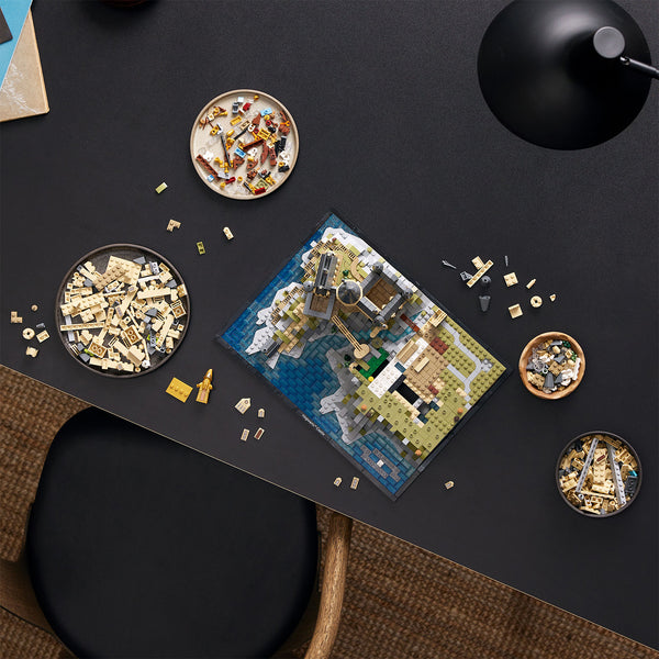 LEGO® Harry Potter™ Hogwarts™ Castle & Grounds