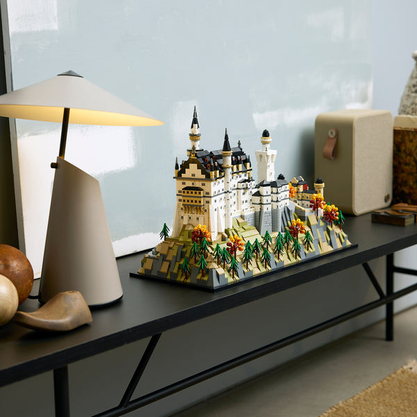 LEGO® Architecture Neuschwanstein Castle