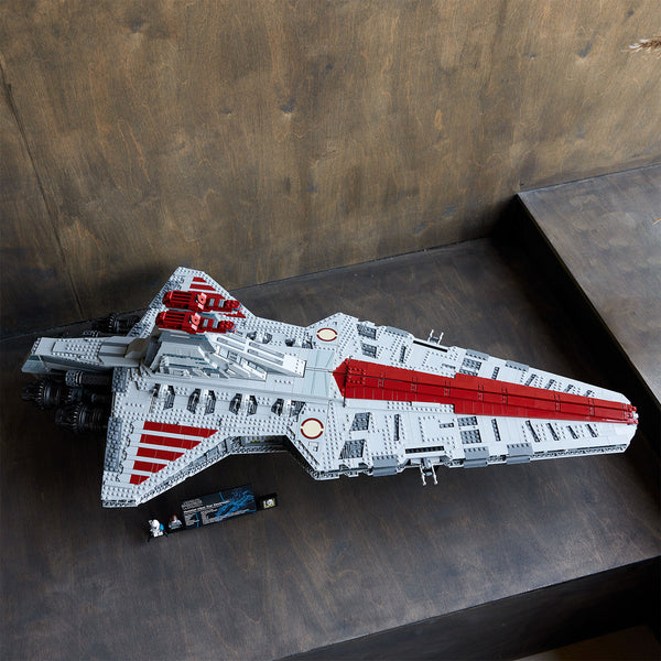 LEGO® Star Wars™ Venator-Class Republic Attack Cruiser - Ultimate Collector Series