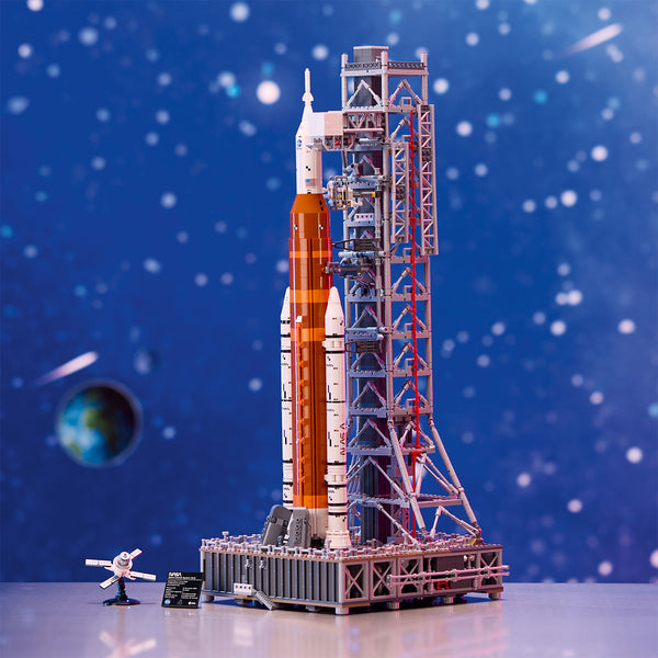 LEGO® ICONS™ NASA Artemis Space Launch System