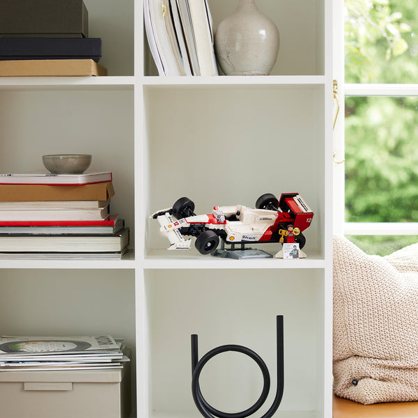 LEGO® ICONS™ McLaren MP4/4 & Ayrton Senna