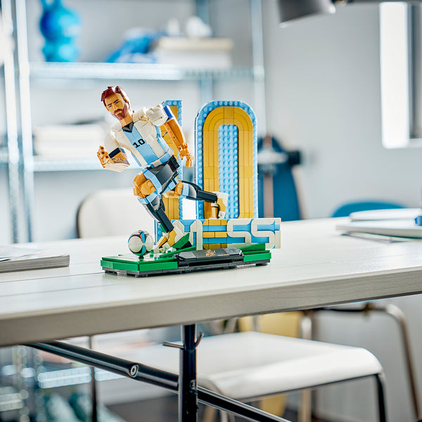 LEGO® Editions Lionel Messi – Football Legend