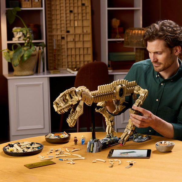 LEGO® Jurassic World Dinosaur Fossils: Tyrannosaurus rex
