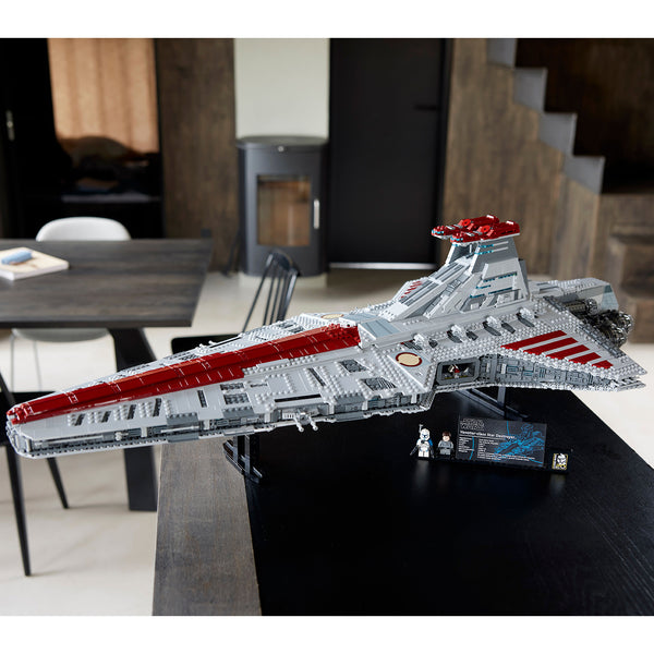 LEGO® Star Wars™ Venator-Class Republic Attack Cruiser - Ultimate Collector Series