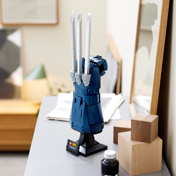 LEGO® Marvel Wolverine's Adamantium Claws