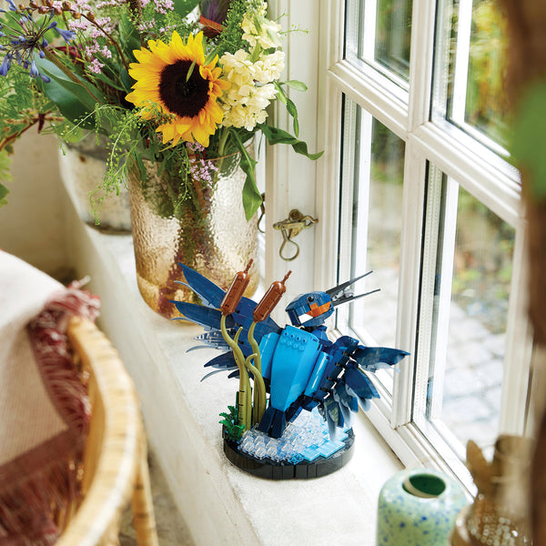 LEGO® ICONS™ Kingfisher Bird