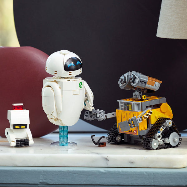LEGO® Disney and Pixar WALL-E and EVE