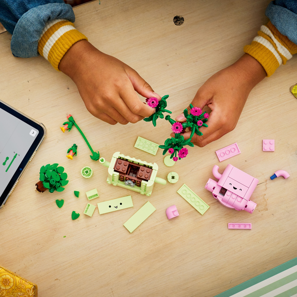 LEGO® Botanicals Rocking Plants