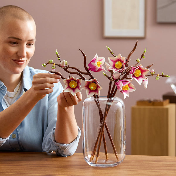 LEGO® Botanicals Magnolia Branches