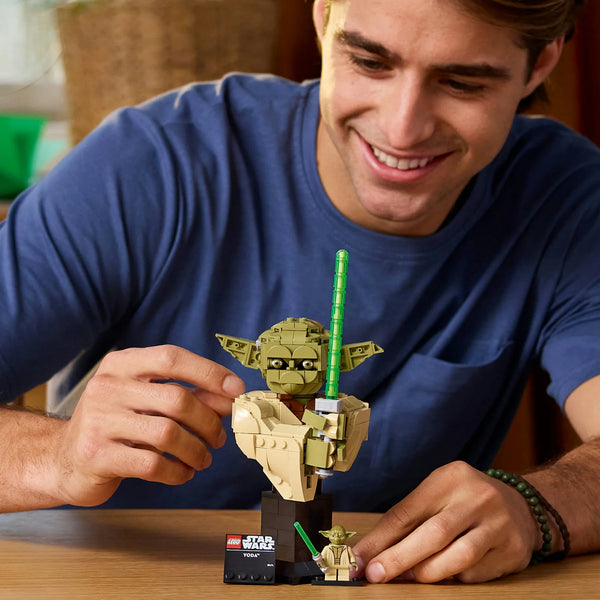 LEGO® Star Wars™ Yoda™ Bust