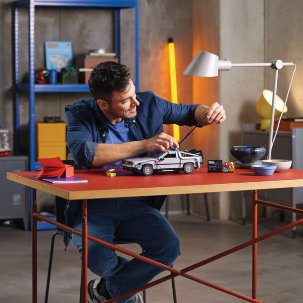 LEGO® Back to the Future Time Machine