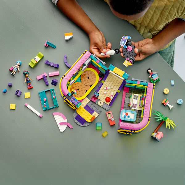 LEGO® Friends™ Roller Disco Arcade