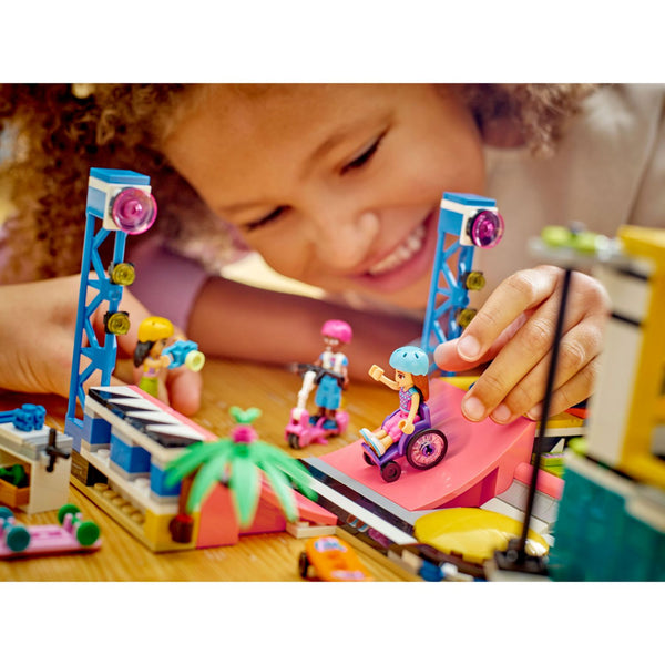 LEGO® Friends™ Skate Park