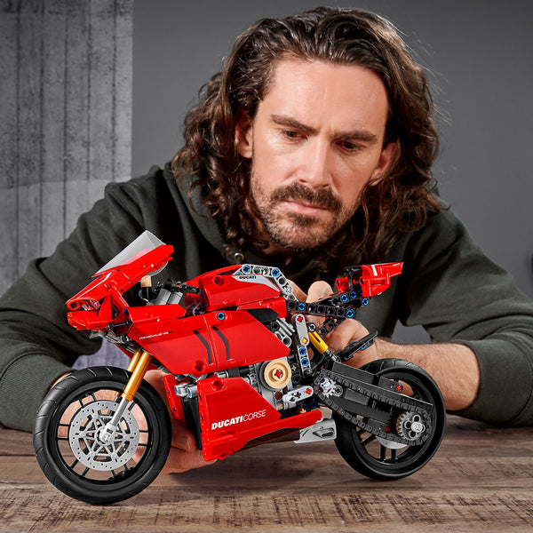 LEGO® Technic™ Ducati Panigale V4 R
