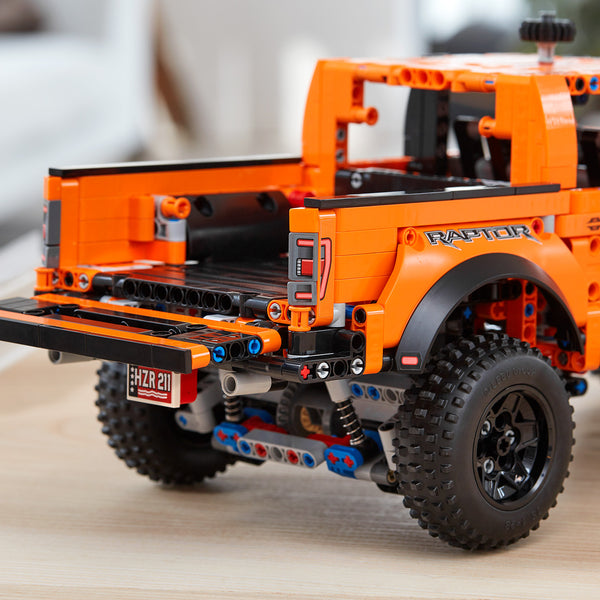 LEGO® Technic™ Ford F-150 Raptor