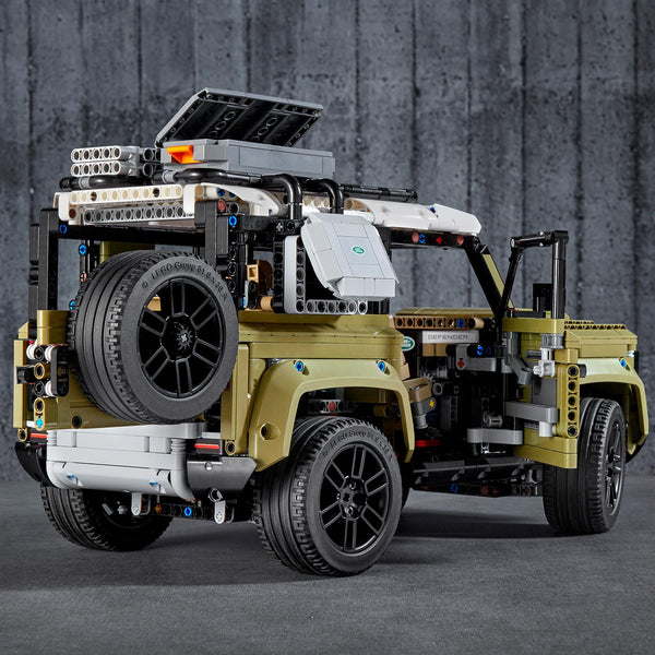 LEGO® Technic™ Land Rover Defender