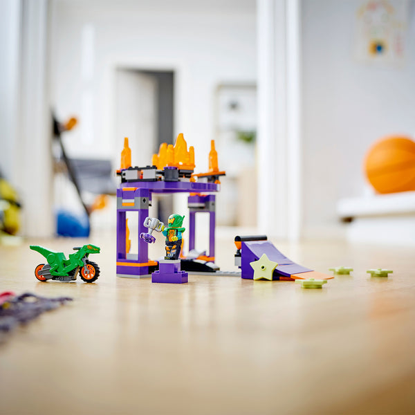 LEGO® City Dunk Stunt Ramp Challenge