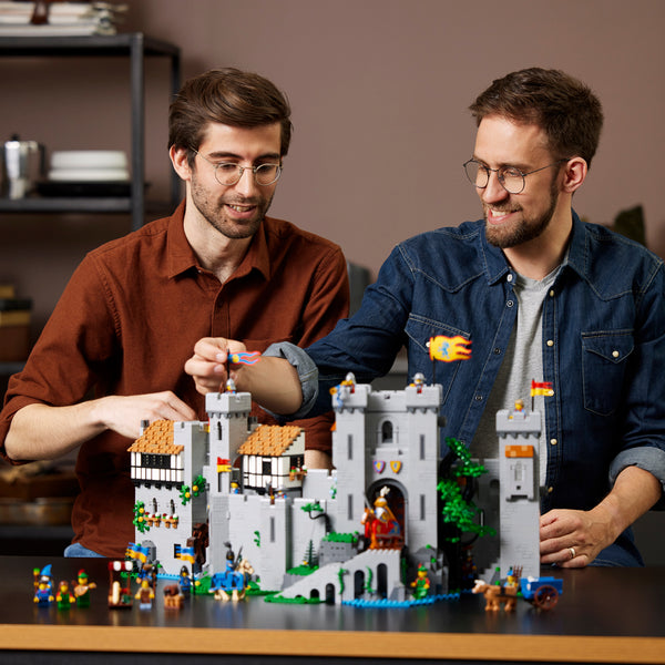 LEGO® ICONS™ Lion Knights' Castle