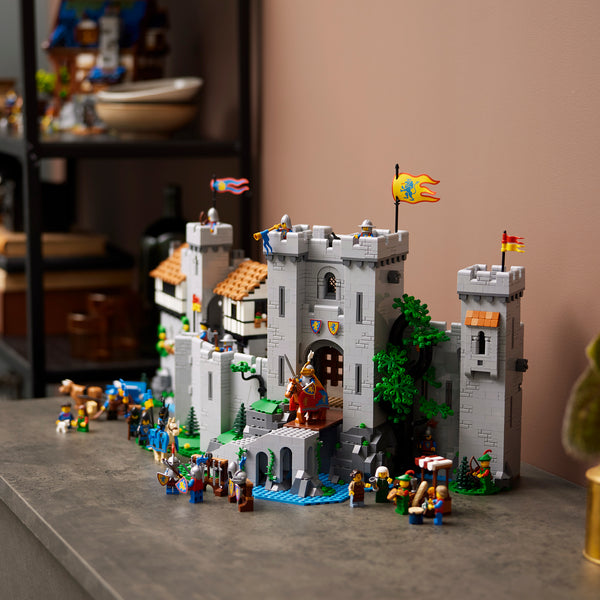 LEGO® ICONS™ Lion Knights' Castle