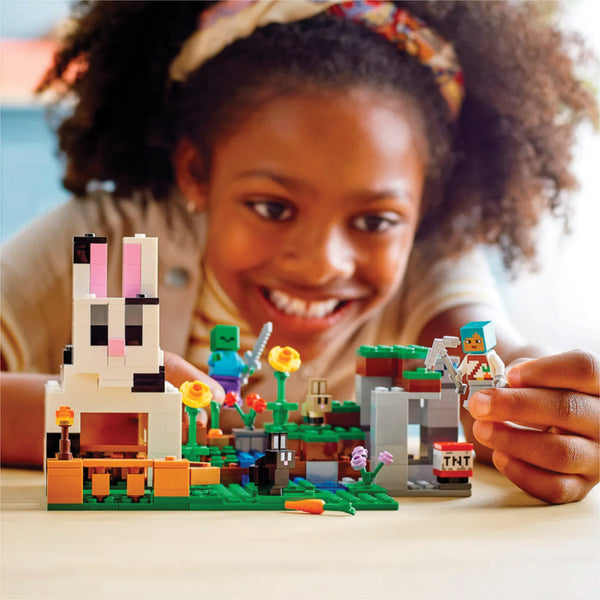LEGO® Minecraft® The Rabbit Ranch