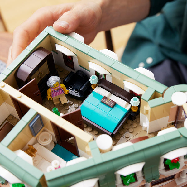 LEGO® Creator Expert Boutique Hotel