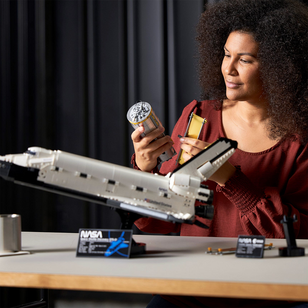 LEGO® Creator Expert NASA Space Shuttle Discovery