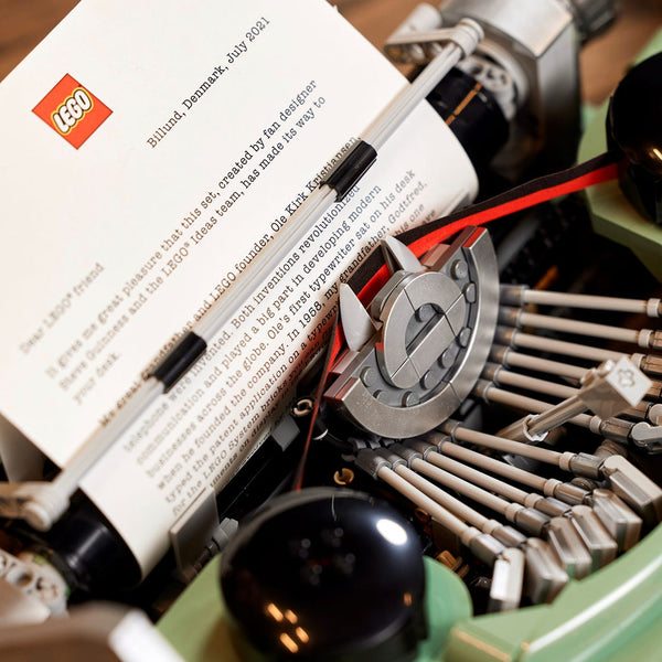 LEGO® Ideas Typewriter