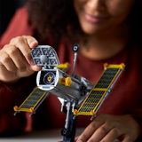 LEGO® Creator Expert NASA Space Shuttle Discovery