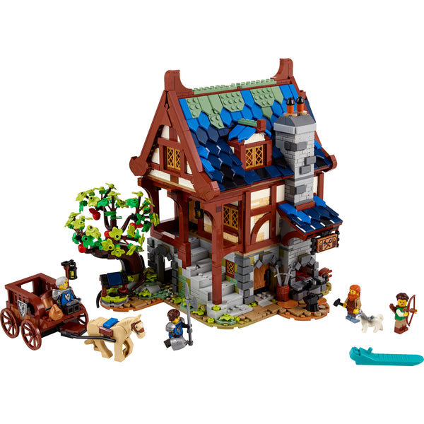 LEGO® Ideas Medieval Blacksmith
