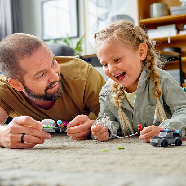 LEGO® Marvel Spider-Man vs. Mysterio’s Drone Attack