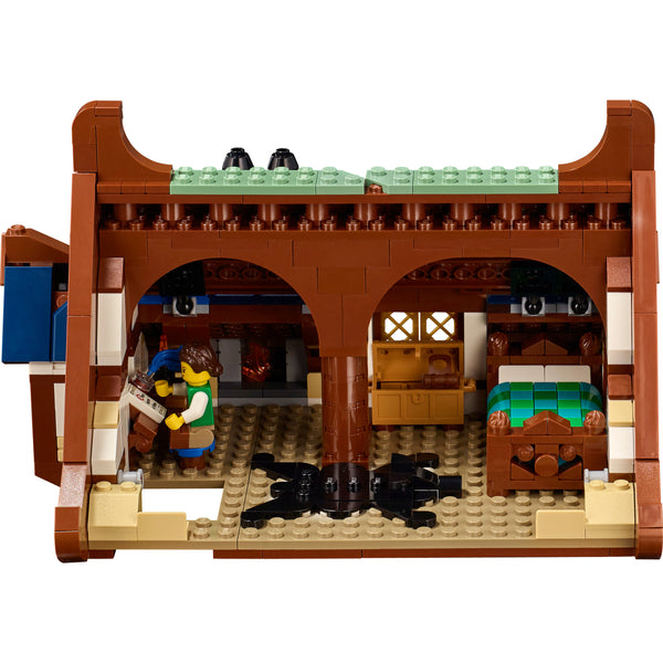 LEGO® Ideas Medieval Blacksmith