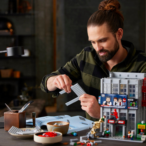 LEGO® Marvel Spider-Man Daily Bugle