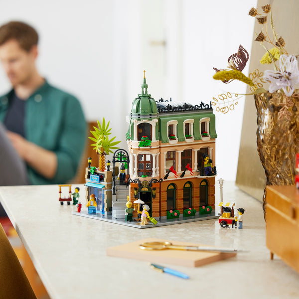 LEGO® Creator Expert Boutique Hotel
