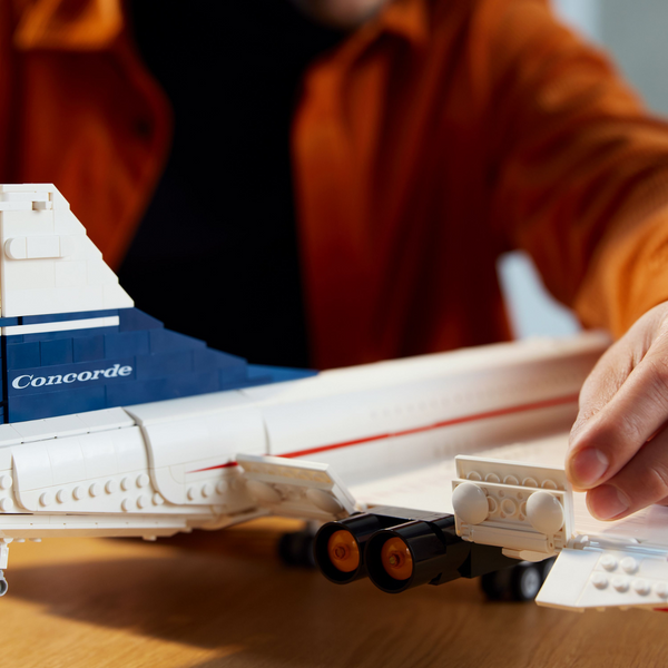 LEGO® ICONS™ Concorde