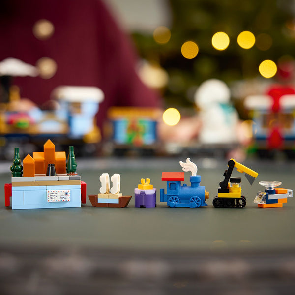 LEGO® Icons Holiday Express Train