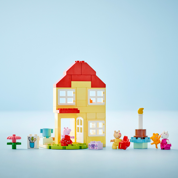 LEGO® DUPLO™ Peppa Pig Birthday House – AG LEGO® Certified Stores