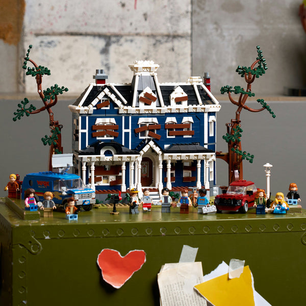 LEGO® Icons Stranger Things: The Creel House