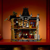 LEGO® Icons Mayor Manor