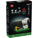 LEGO® Ideas Peanuts: Snoopy’s Doghouse