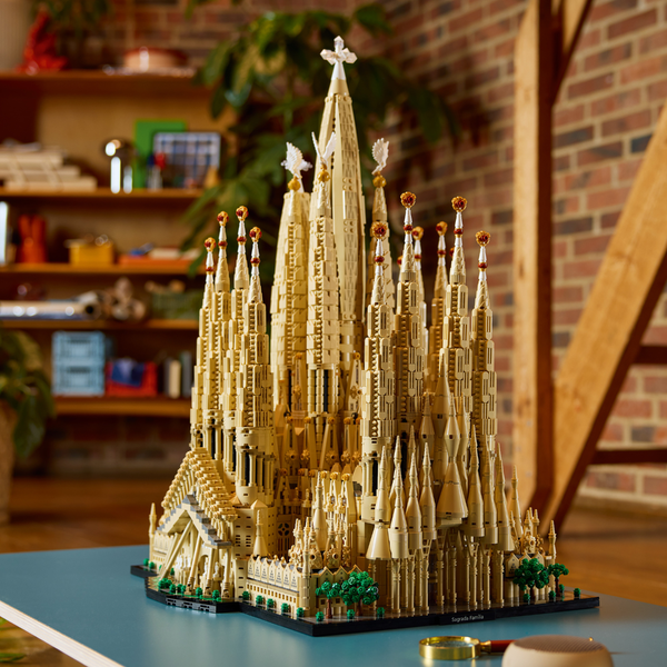 LEGO® Architecture Sagrada Família