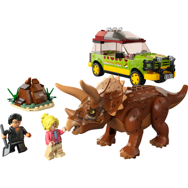 LEGO® Jurassic Park Triceratops Research