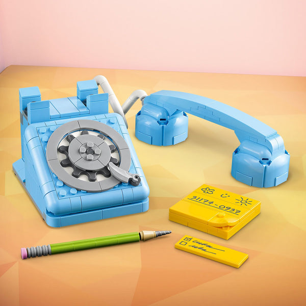 LEGO® Creator 3-in-1 Retro Telephone