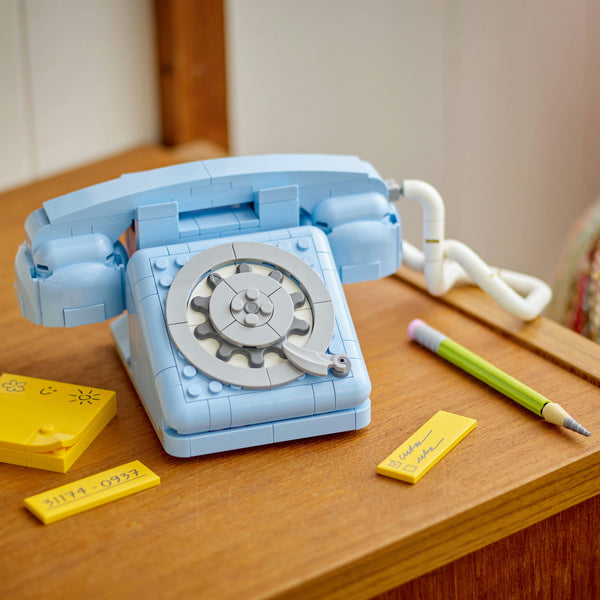 LEGO® Creator 3-in-1 Retro Telephone