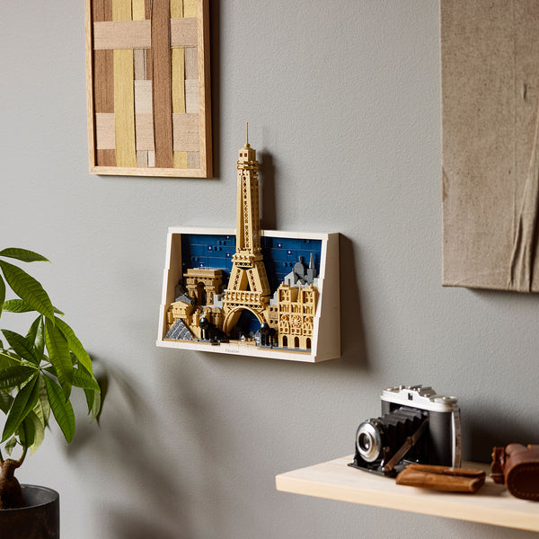 LEGO® Architecture Paris – City of Love