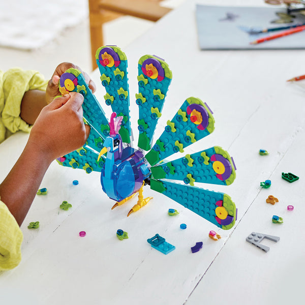 LEGO® Creator 3-in-1 Exotic Peacock – AG LEGO® Certified Stores